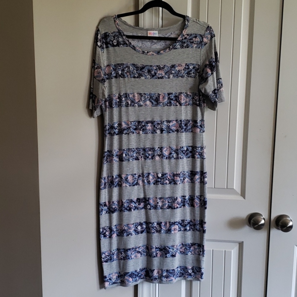 EUC LuLaRoe Julia dress